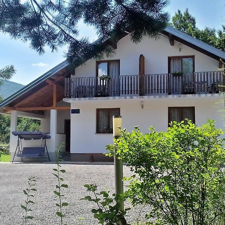Galesic Apartments & Rooms Korenica Exterior photo